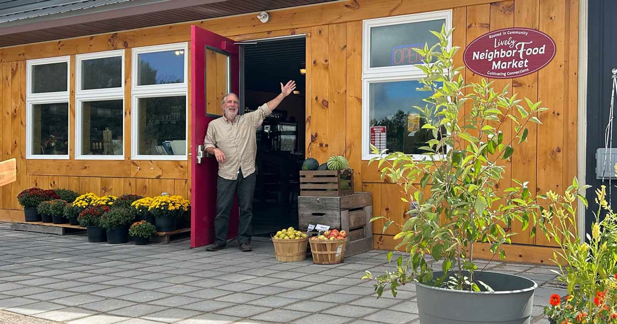 Lively NeighborFood Market