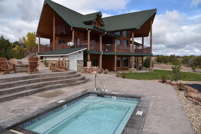 Canyon Meadows Ranch