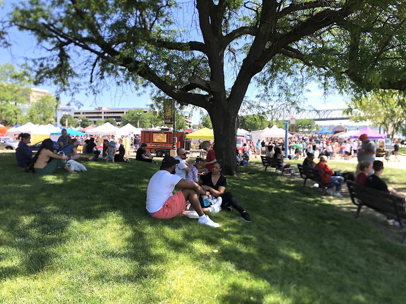 Peoria RiverFront Market