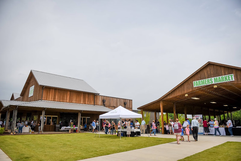 Farmers Market at Farmview