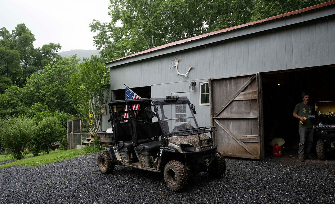 Dark Hollow Farm and Ranch photo 8
