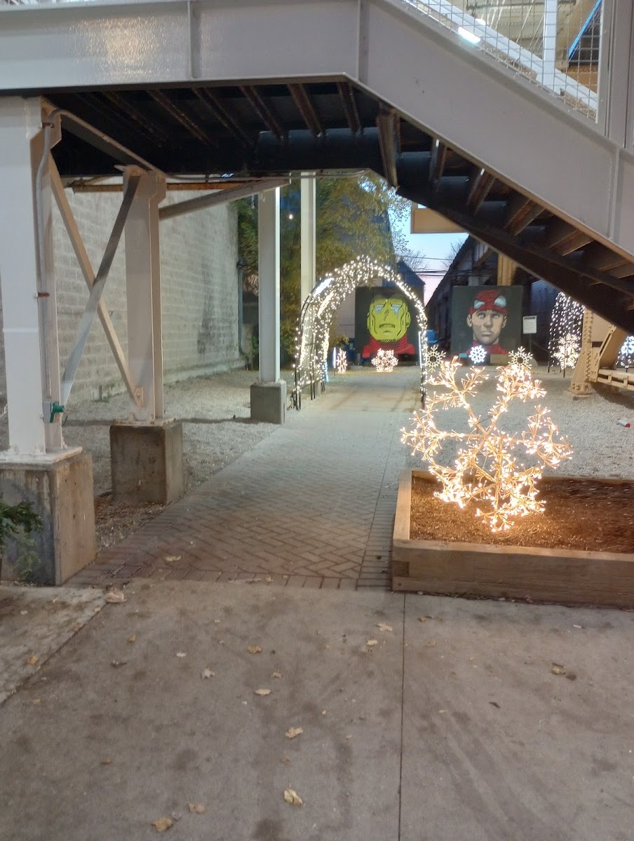 Low-Line Market at Southport