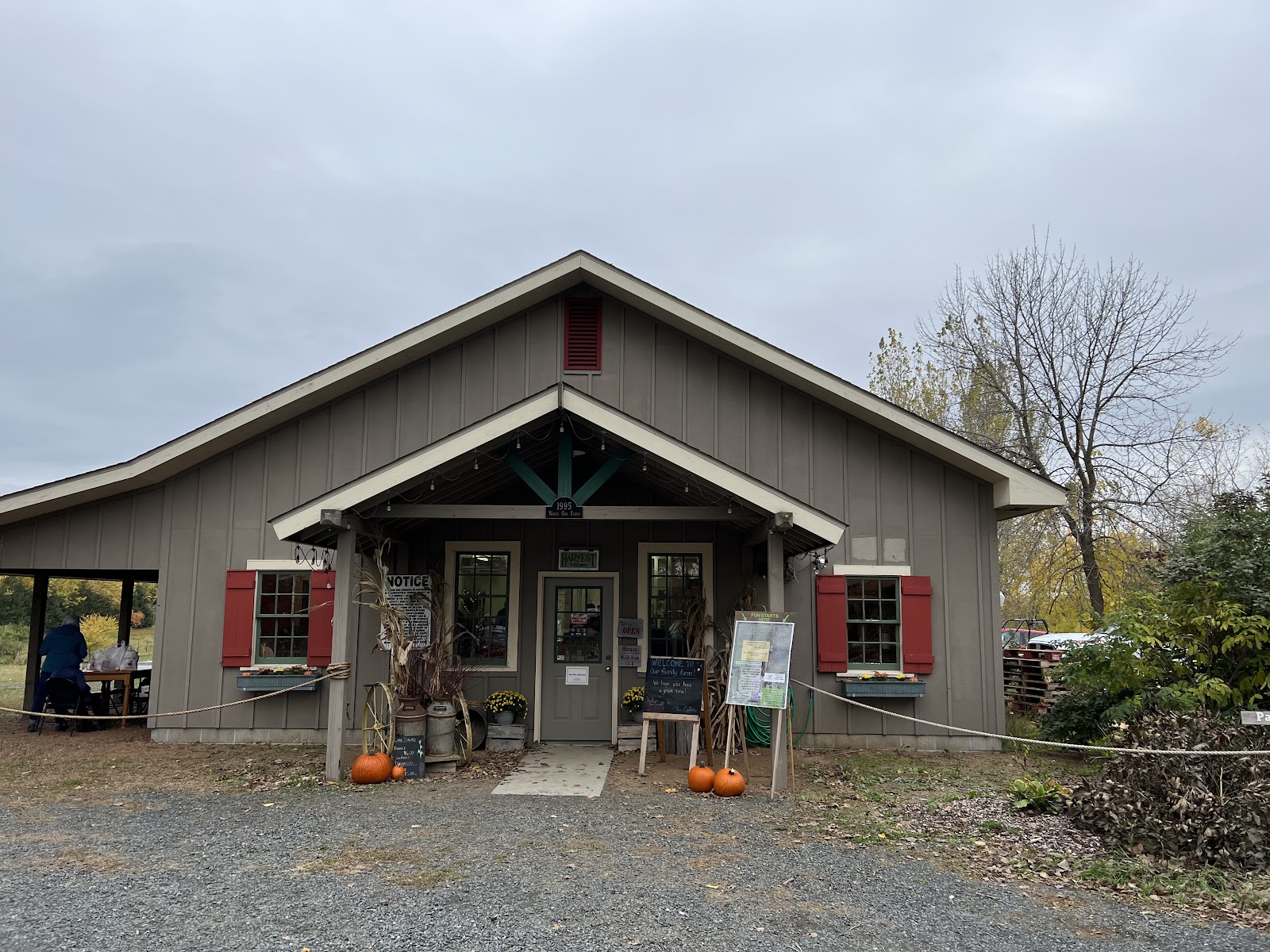 Leffel Roots Apple Orchard