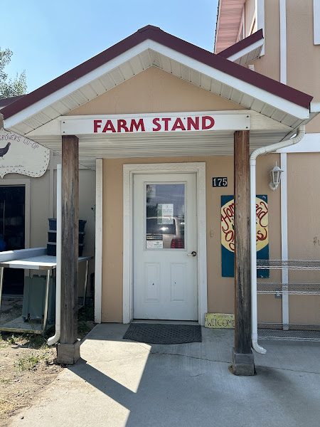 Cultivating Connections Farmstand
