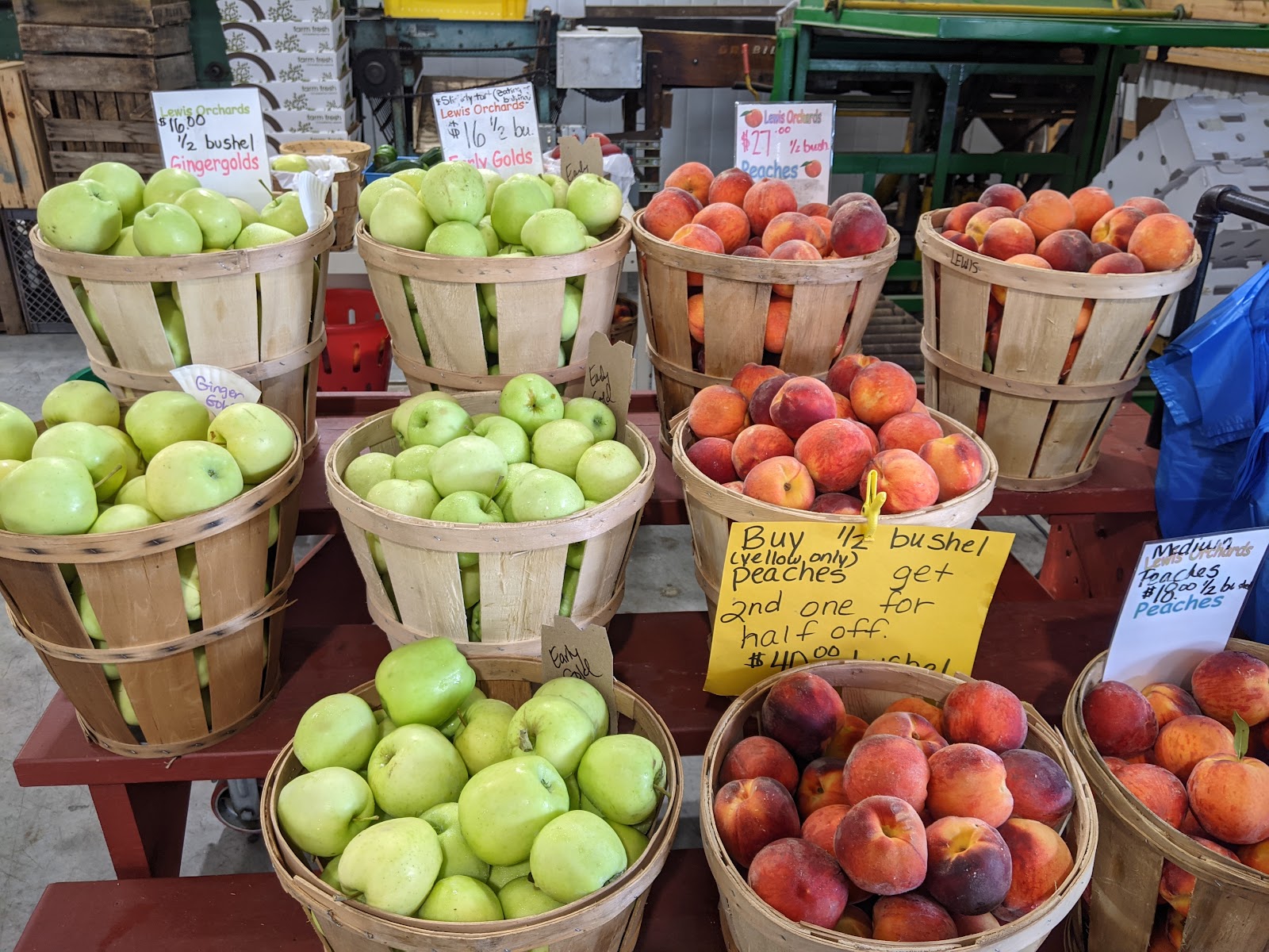 Lewis Orchards and Farm Market