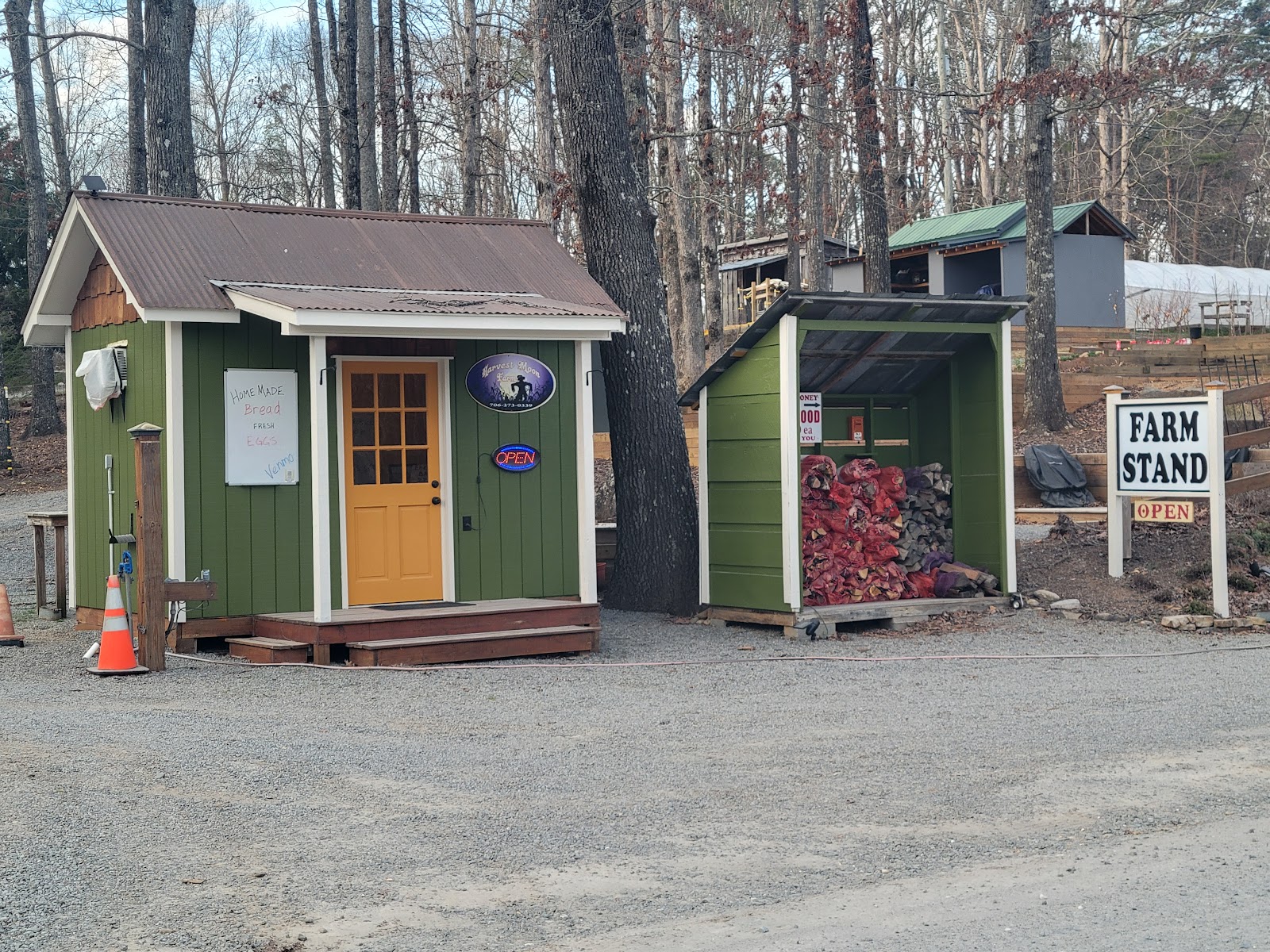 Harvest Moon Farm Ellijay photo 2