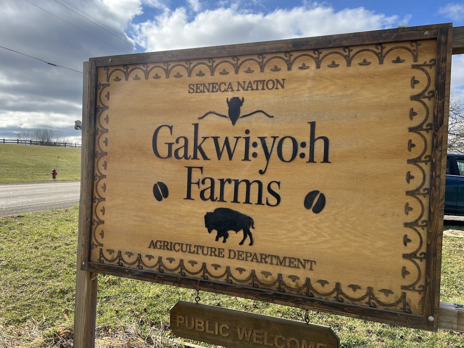 Gakwi:yo:h Farms Market photo 2