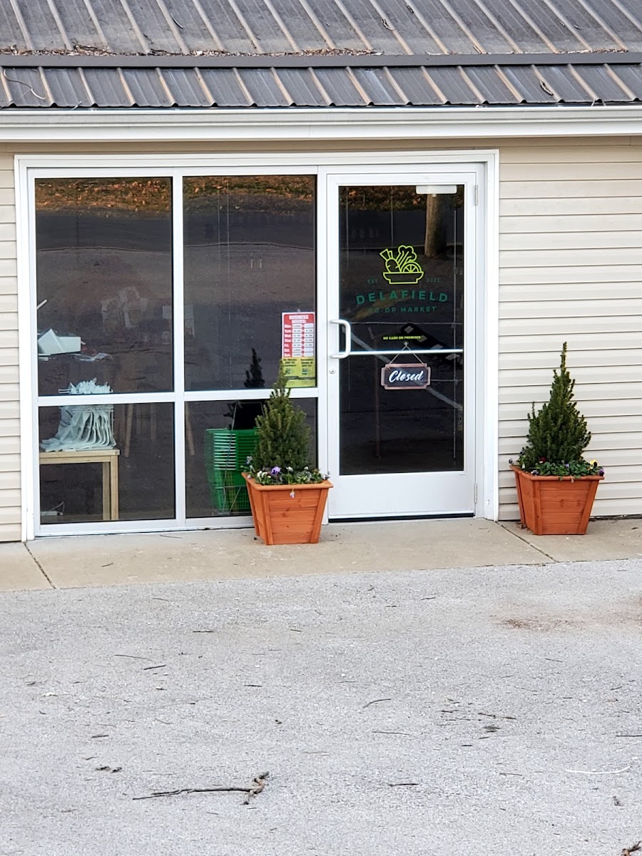 Delafield Co-Op Market photo 2