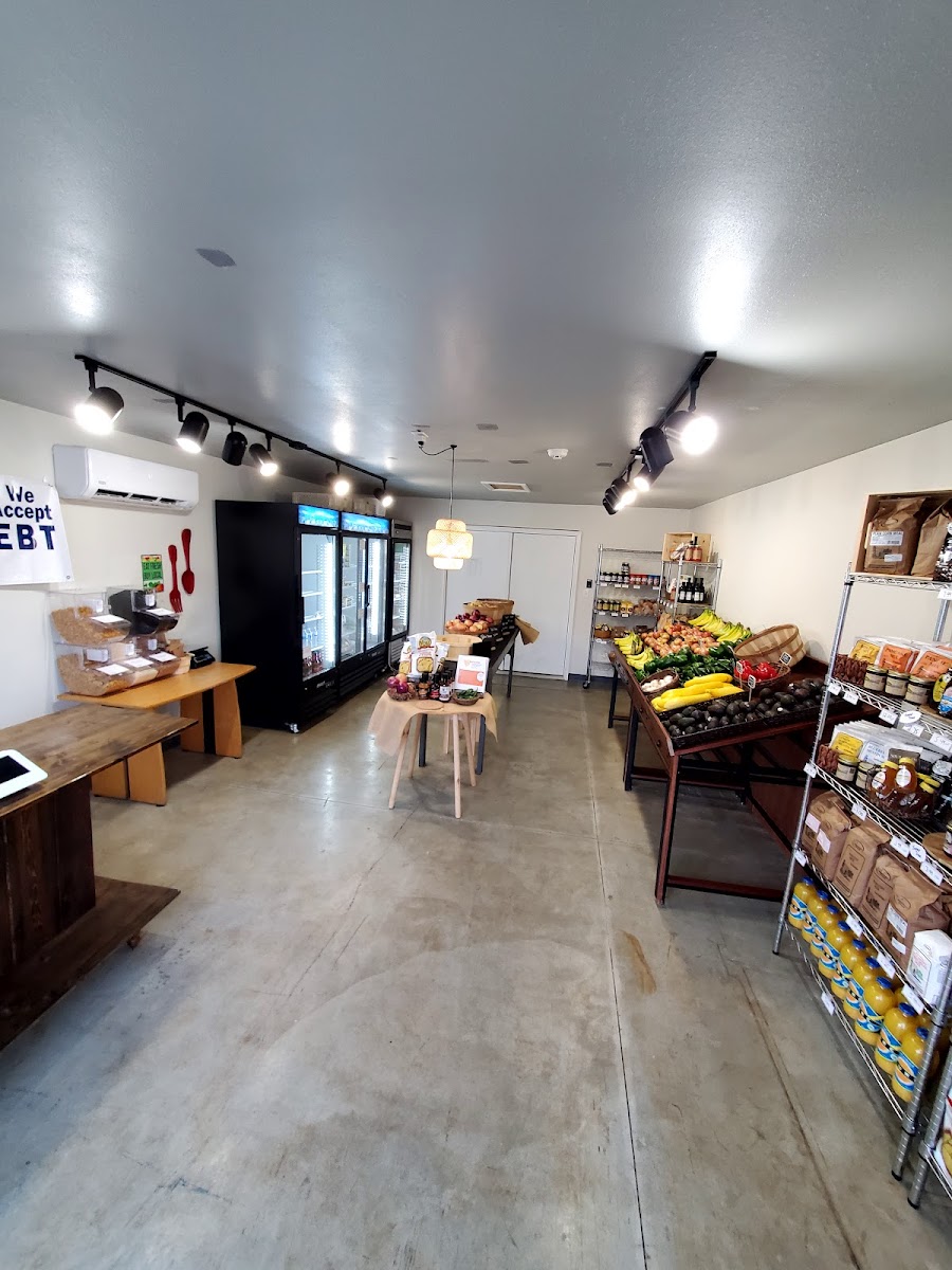 Delafield Co-Op Market photo 3