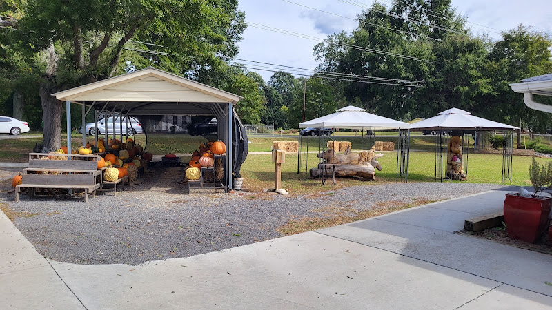 Meeting Street Farmers Market at Morriosn Plantation