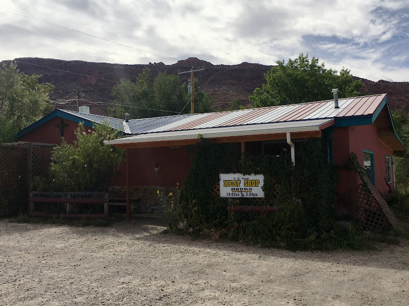 Ye Ol' Geezer Meat Shop photo 2