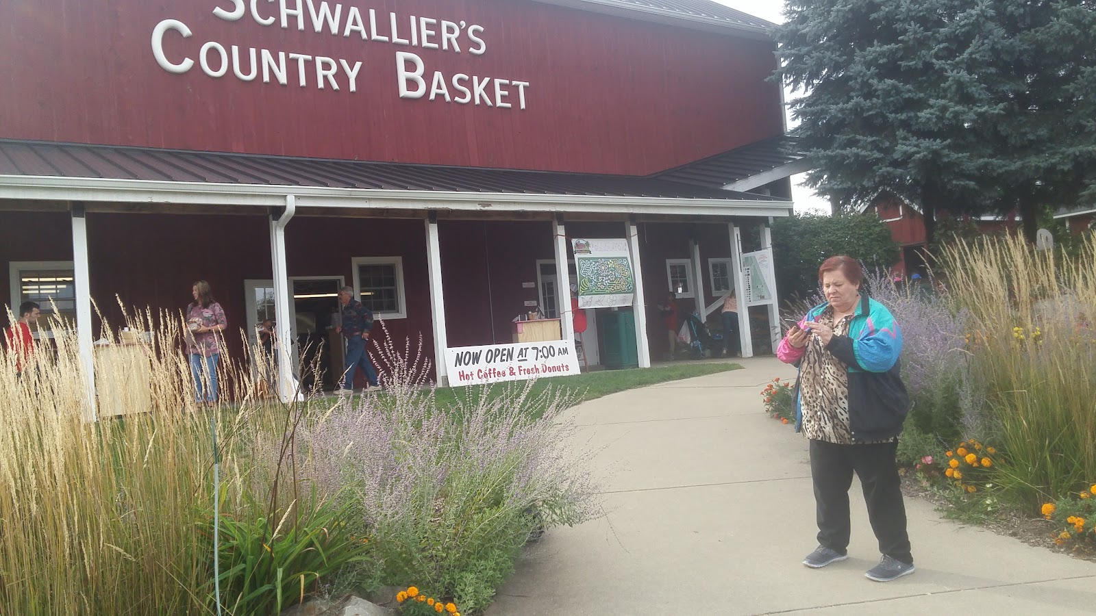 Schwallier's Country Basket photo 2