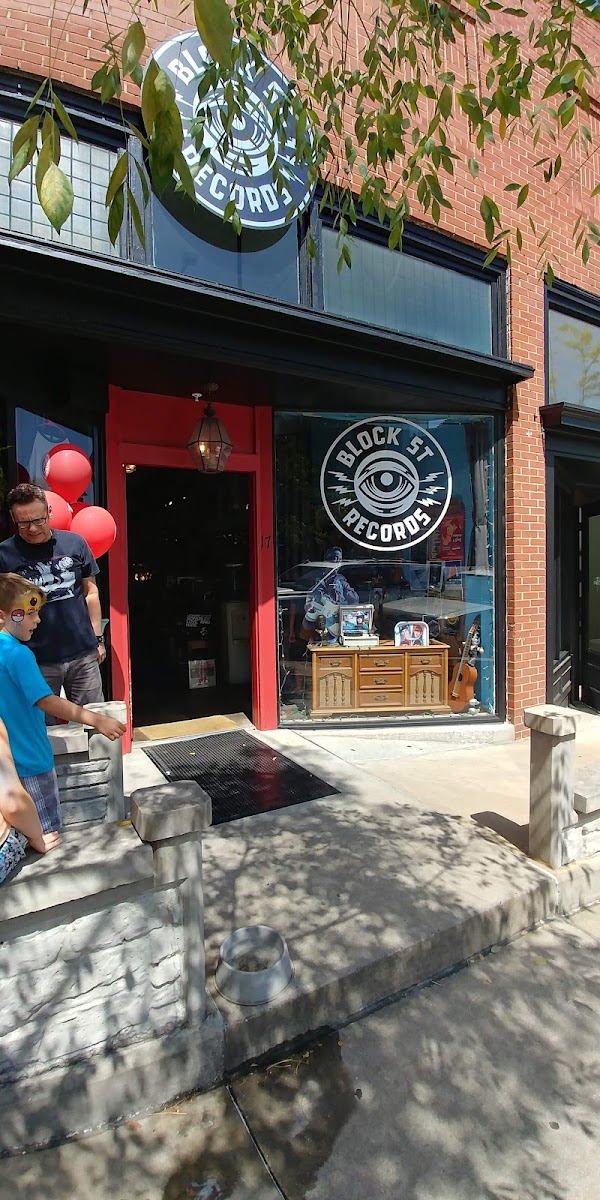 The Fayetteville Farmers Market photo 2