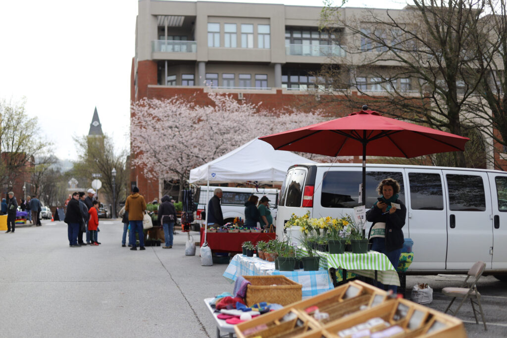 The Fayetteville Farmers Market