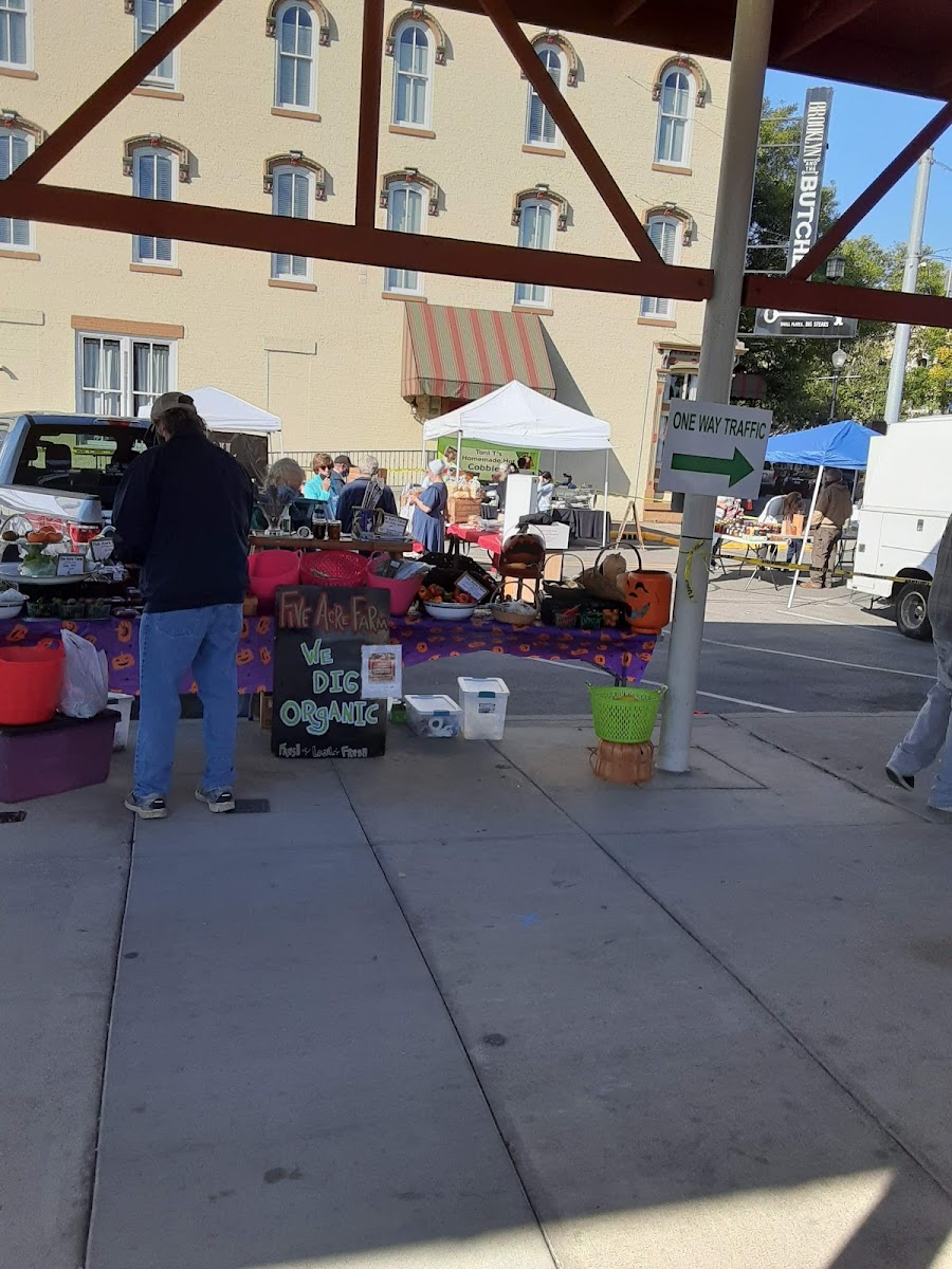 New Albany State Street Farmers' Market photo 2