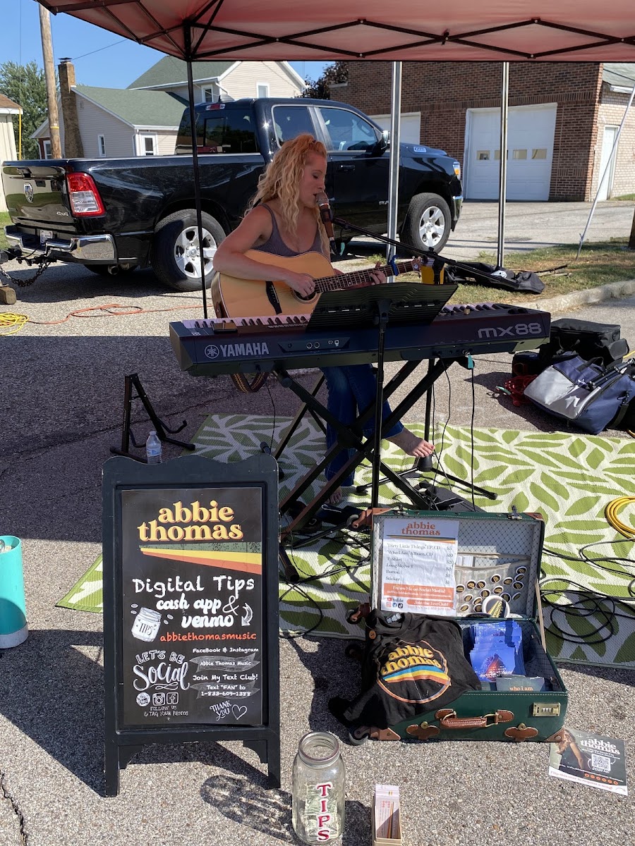 Three Oaks Farmers Market photo 2