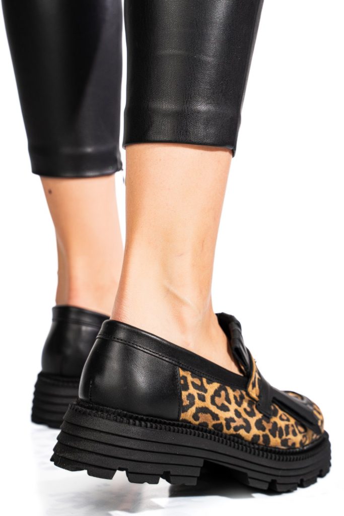 Greystone Farm Barn Market