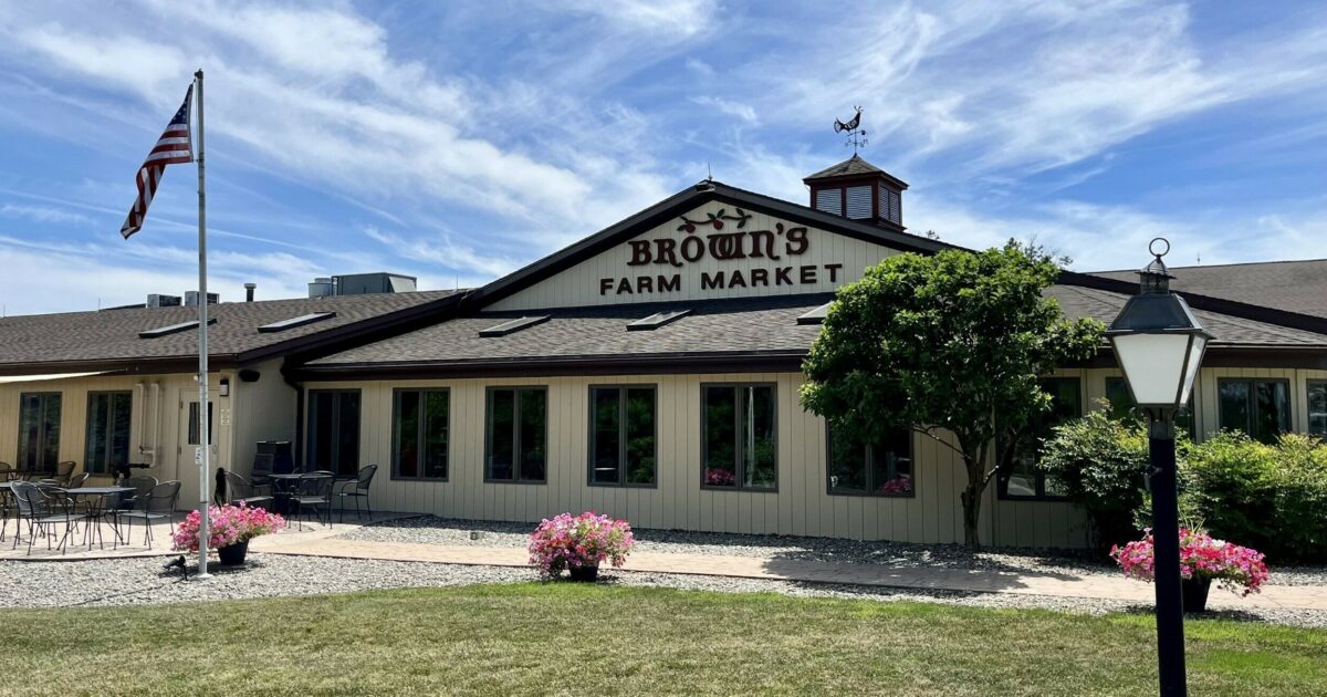 Brown's Orchards & Farm Market