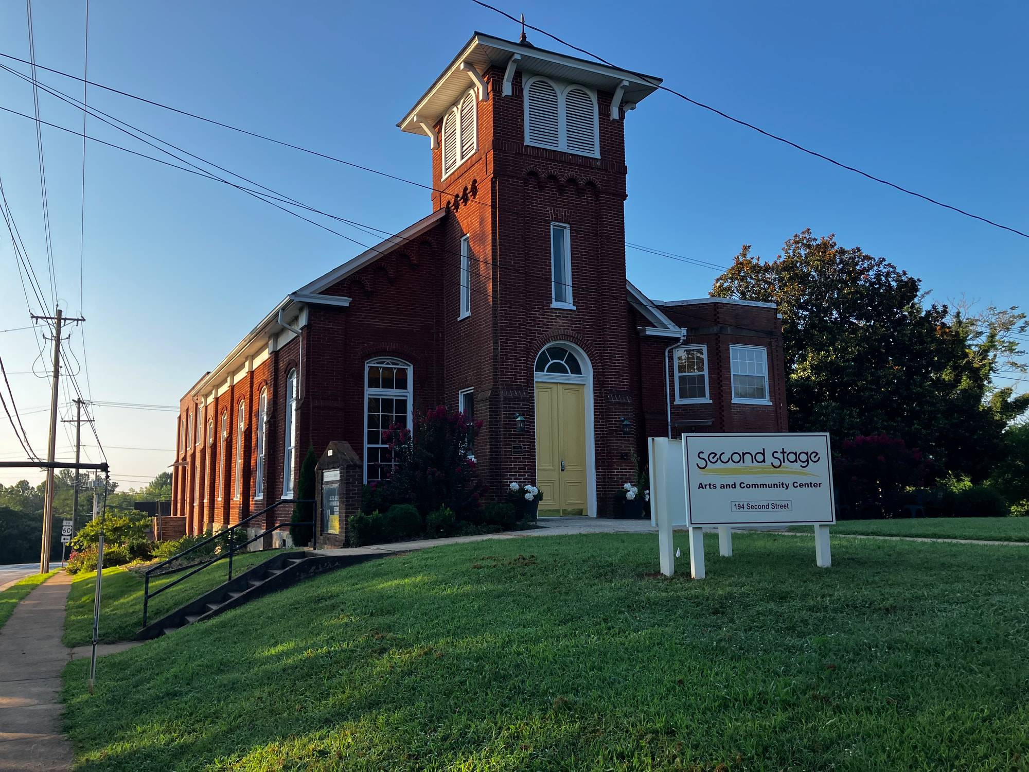 The Market at Second Stage