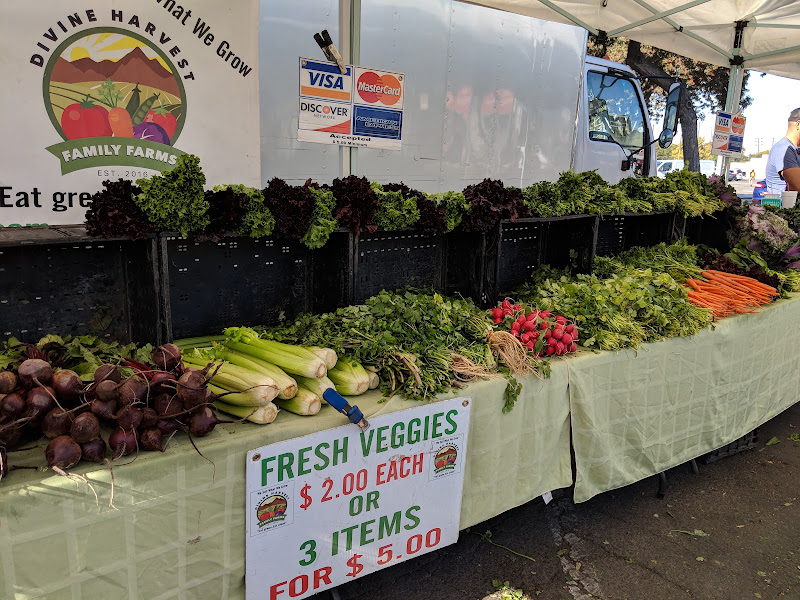 Watts Healthy Farmers' Market