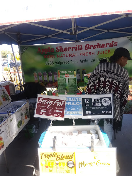 Watts Healthy Farmers' Market photo 2