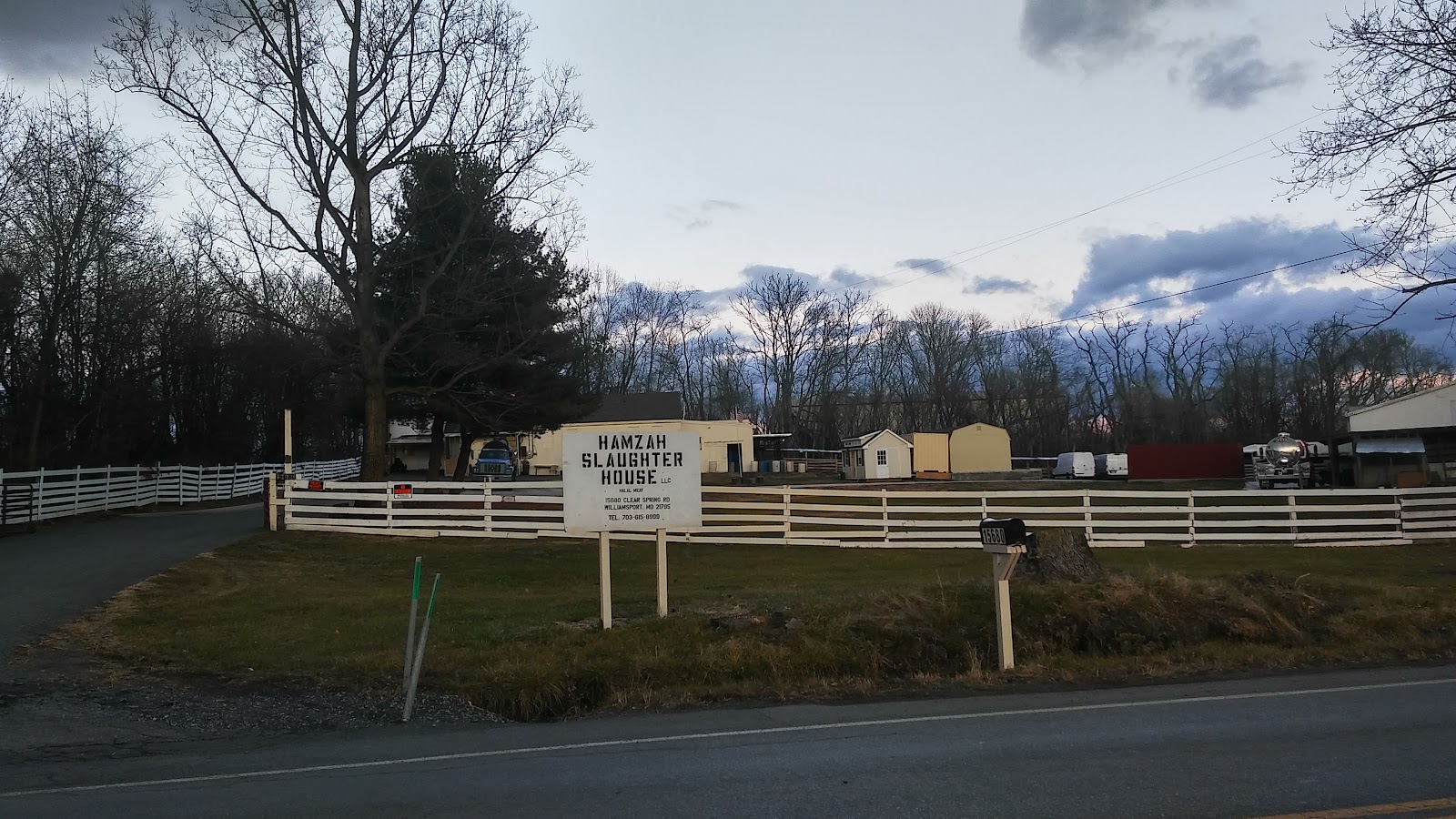 Columbine Manor photo 2