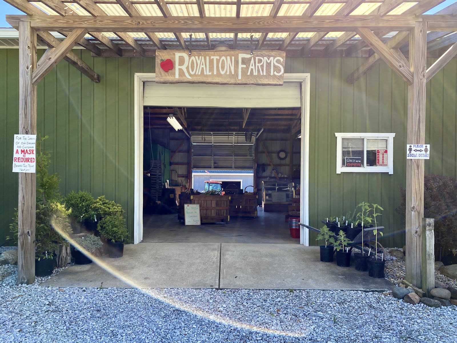 Hillside Orchard and Farm Market