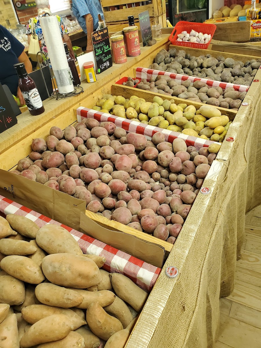 Johnson Family Produce and General Store photo 12