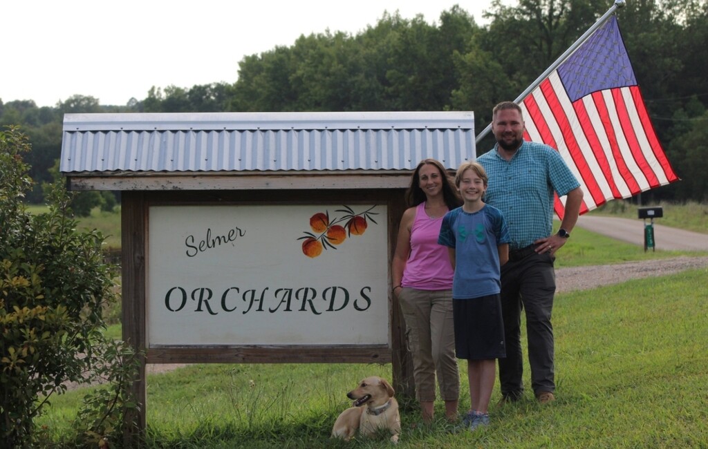 Selmer Orchard & Farm