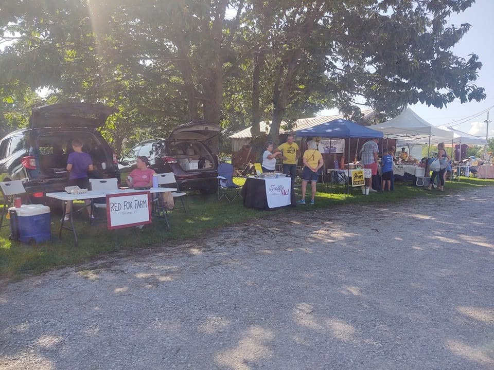 Schoolyard Winery's Farmers Market